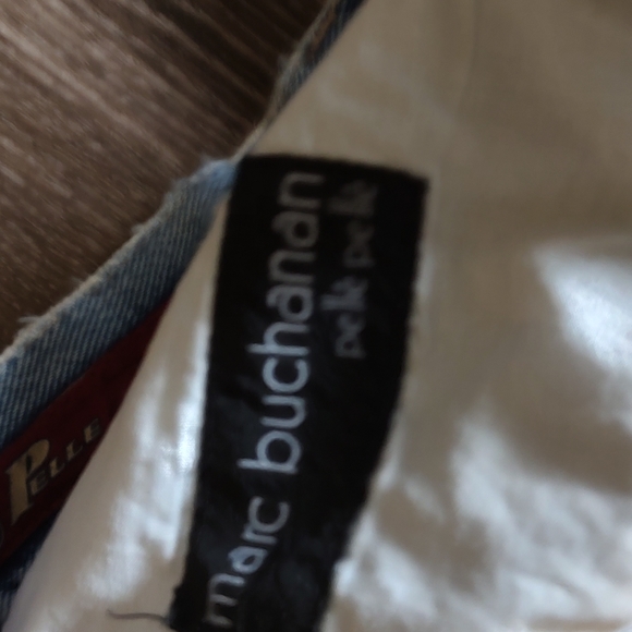 Marc Buchanan pelle pelle blue jeans distressed size 38 waist, length 32 - Picture 7 of 12